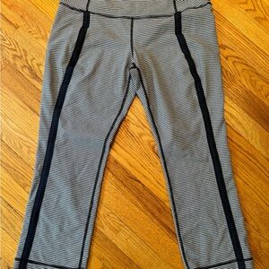 Lululemon capri pants size 12